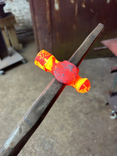 Load image into Gallery viewer, Forge a Tomahawk Axe